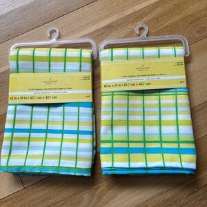 NWT Cloth Napkins Bundle of 2 Sets - total of 8 pcs 18” x 18”
